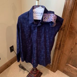 Robert Graham Dress shirt button up